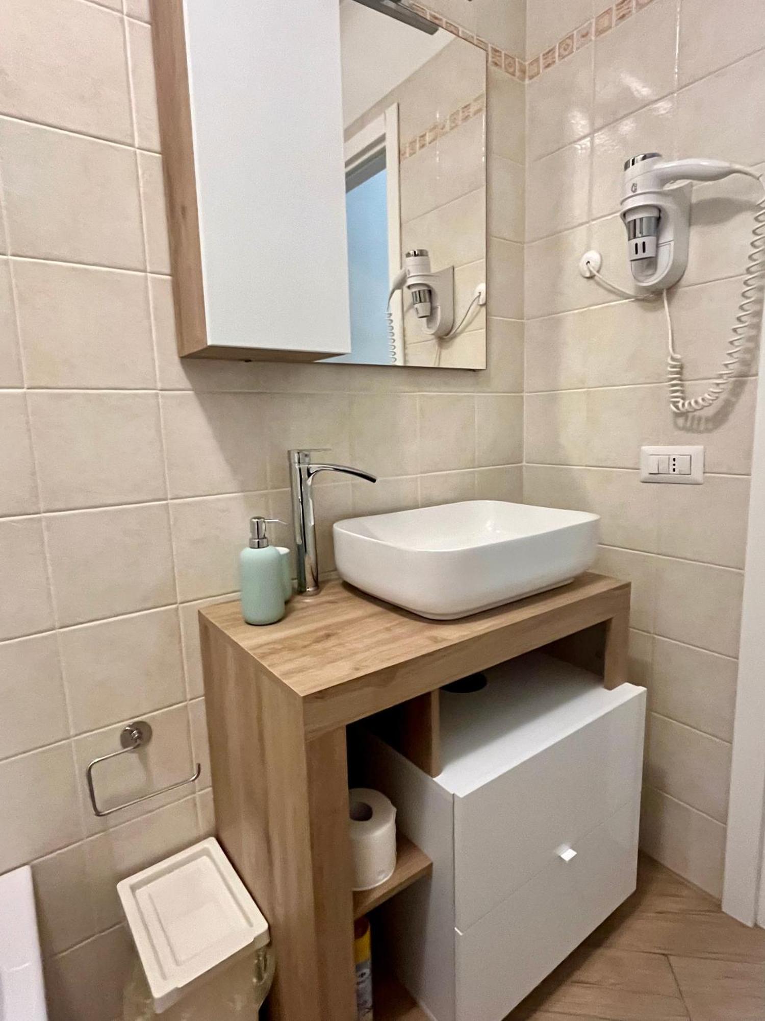 Vicolo Corto Casa Sissi Apartment Rapallo Bagian luar foto